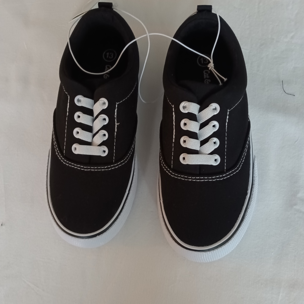 Cat & Jack Black and White Casual Shoes